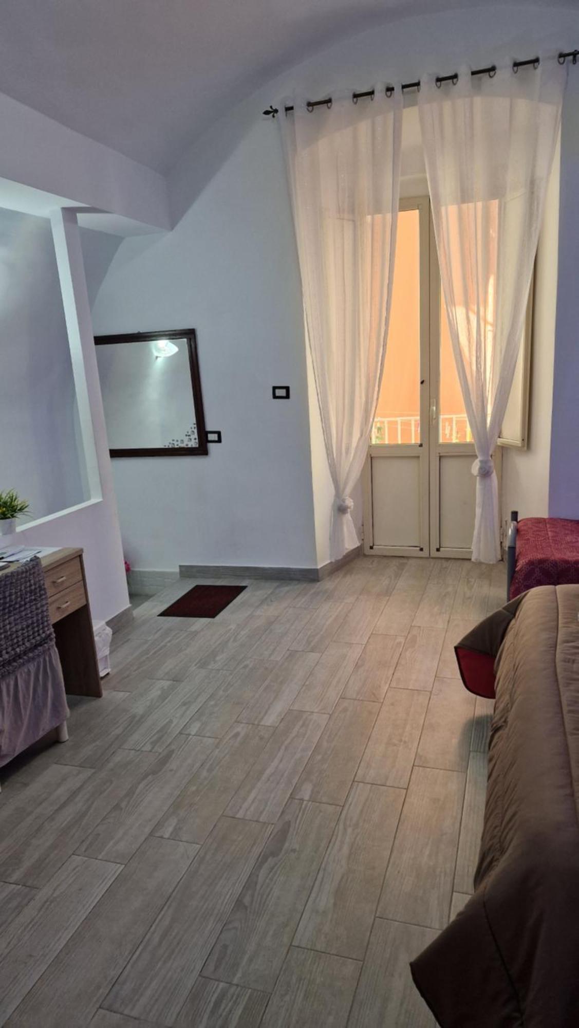 Appartamento Intero Casa Vacanze Espo Neapel Exteriör bild